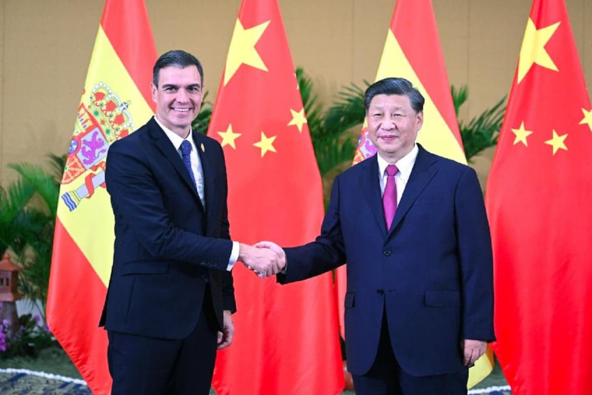 Tegang dengan AS, Negara NATO Ini Merapat ke China Tegang dengan AS, Negara NATO Ini Merapat ke China