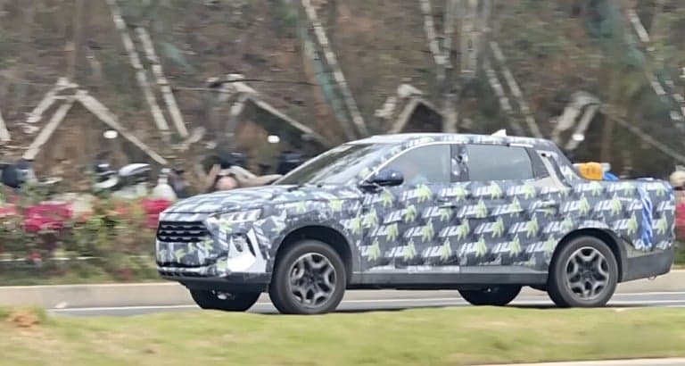 Spyshot: BYD Pickup Terlihat Sedang Uji Coba, Begini Tampangnya Spyshot: BYD Pickup Terlihat Sedang Uji Coba, Begini Tampangnya