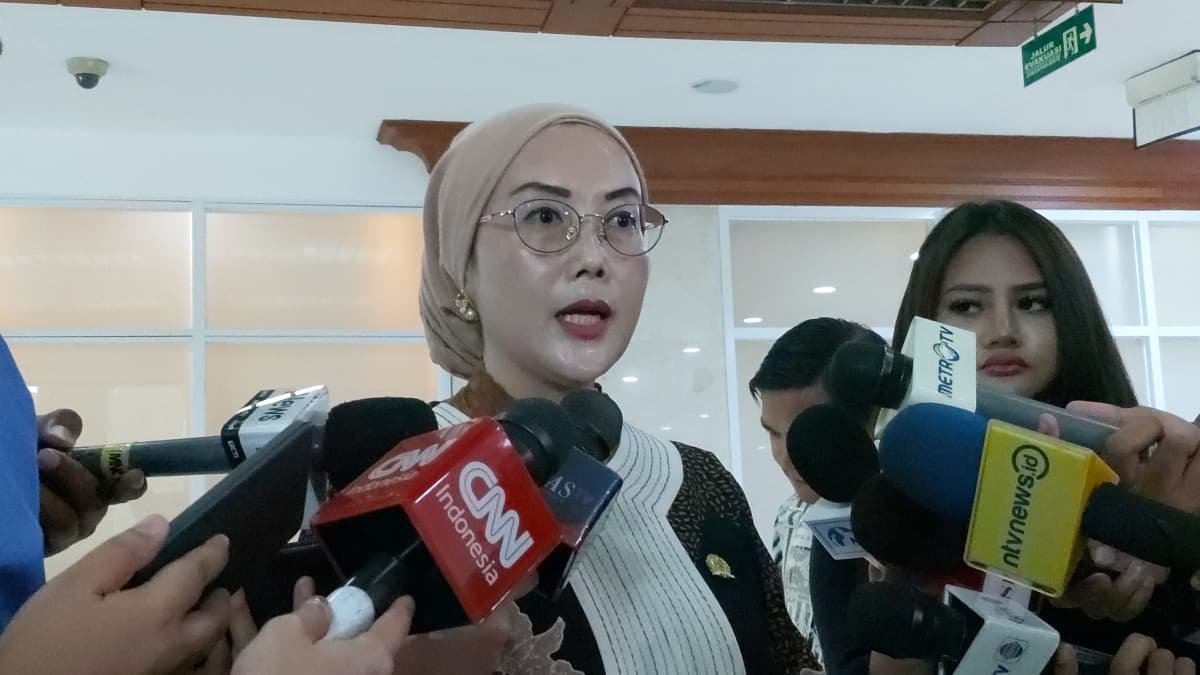 PDIP Kritisi Wacana War Ticket, Minta Kemenag Fokus Penyelenggaraan Haji 2026 PDIP Kritisi Wacana War Ticket, Minta Kemenag Fokus Penyelenggaraan Haji 2026