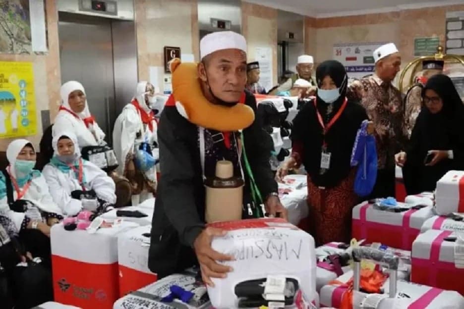 Kemenhaj Beri Peringatan ke Maskapai soal Keterlambatan Distribusi Koper Jamaah Haji Kemenhaj Beri Peringatan ke Maskapai soal Keterlambatan Distribusi Koper Jamaah Haji