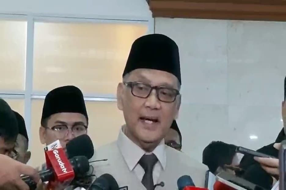 Menhaj Tegaskan Kenaikan Biaya Penerbangan Haji Pakai Keuangan Negara Menhaj Tegaskan Kenaikan Biaya Penerbangan Haji Pakai Keuangan Negara
