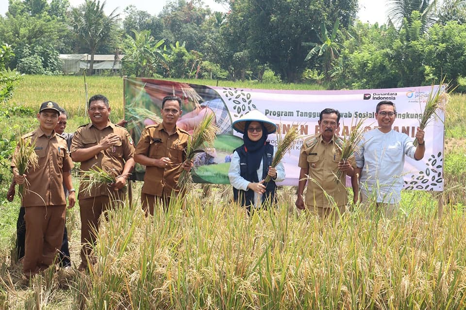 Dorong Ketahanan Pangan, Asuransi Jasindo Gelar Program Pengembangan Beras Sehat di Karawang Dorong Ketahanan Pangan, Asuransi Jasindo Gelar Program Pengembangan Beras Sehat di Karawang