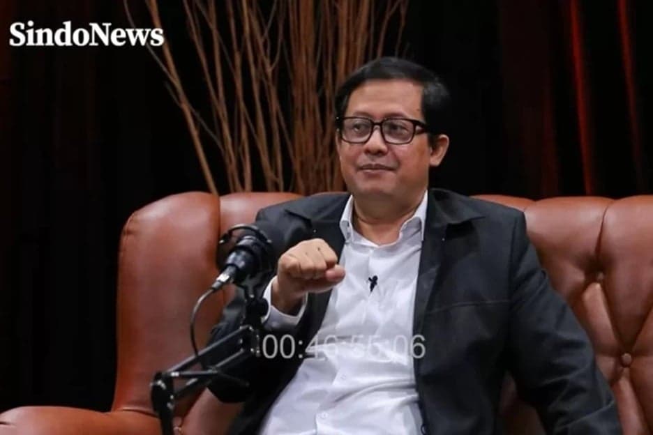 Ubedilah Badrun Dilaporkan ke Polda Metro Jaya Buntut Pernyataannya Soal Prabowo-Gibran Ubedilah Badrun Dilaporkan ke Polda Metro Jaya Buntut Pernyataannya Soal Prabowo-Gibran