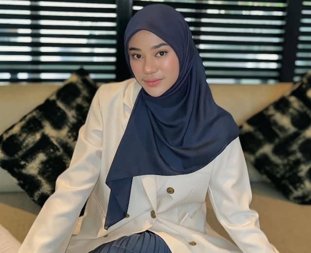 Clara Shinta Dituntut Ganti Rugi Rp10,7 Miliar Usai Sebar Konten VCS Suami Clara Shinta Dituntut Ganti Rugi Rp10,7 Miliar Usai Sebar Konten VCS Suami