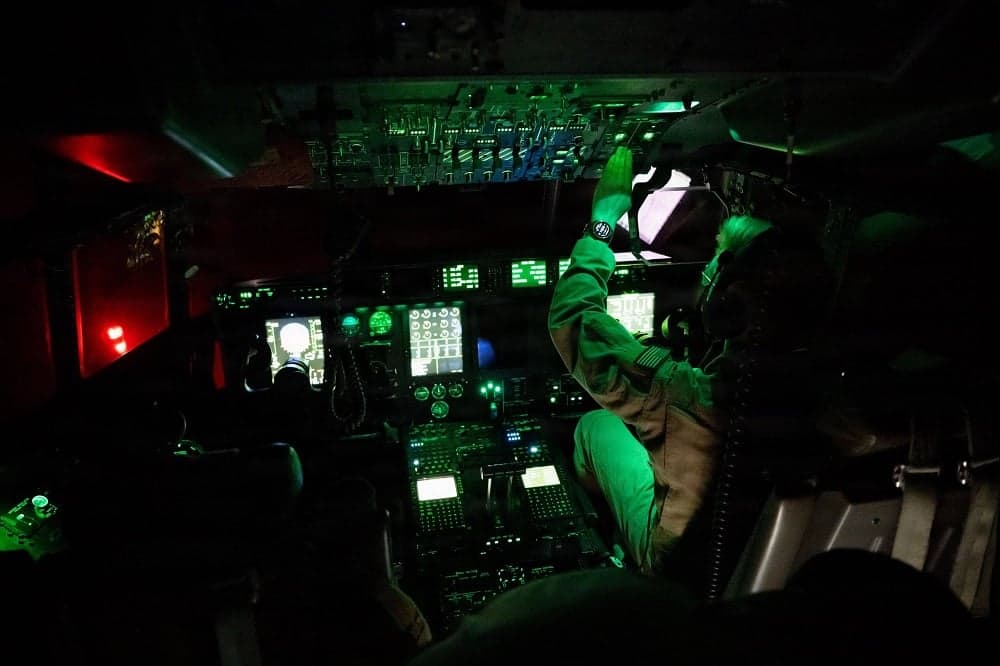 Apakah Blokade Selat Hormuz Bisa Picu Perang Besar di Timur Tengah? Apakah Blokade Selat Hormuz Bisa Picu Perang Besar di Timur Tengah?