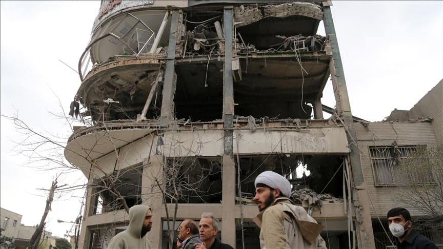 Iran Tuntut Ganti Rugi Perang dari Negara-Negara Arab Iran Tuntut Ganti Rugi Perang dari Negara-Negara Arab