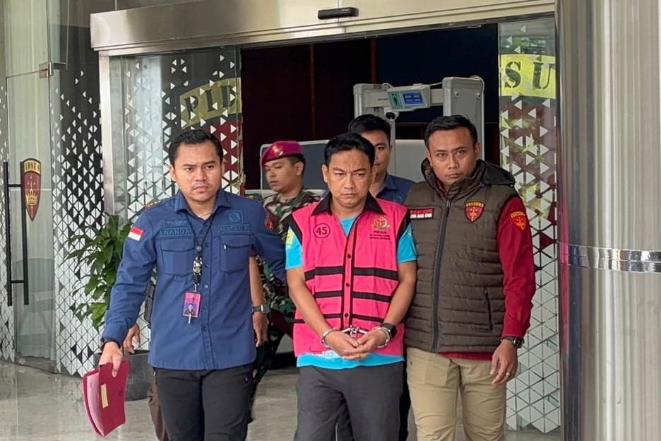 Ketua Ombudsman Hery Susanto Jadi Tersangka Korupsi Tata Kelola Nikel Ketua Ombudsman Hery Susanto Jadi Tersangka Korupsi Tata Kelola Nikel