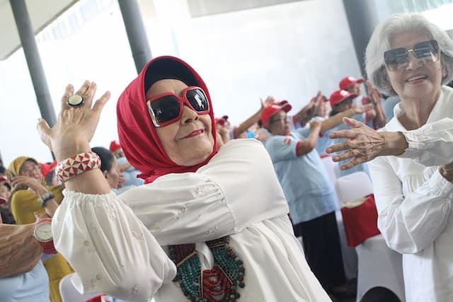 Awas! Indonesia Memasuki Era Masyarakat Menua, Penduduk Lansia Capai 11,93 Awas! Indonesia Memasuki Era Masyarakat Menua, Penduduk Lansia Capai 11,93