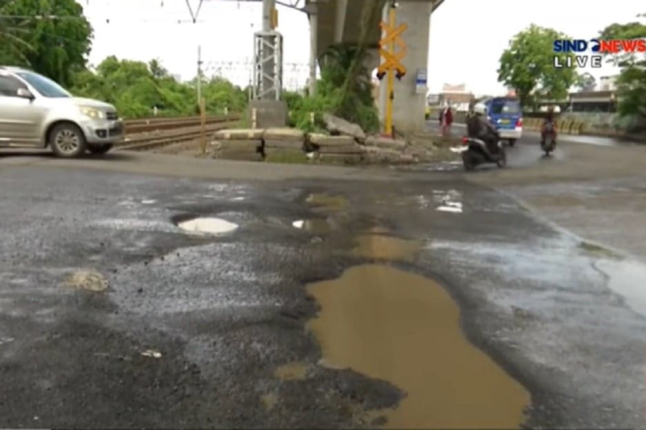 6.000 Titik Jalan Berlubang di Jakarta Bakal Ditambal Permanen 6.000 Titik Jalan Berlubang di Jakarta Bakal Ditambal Permanen