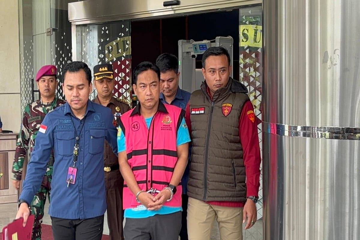 Ketua Ombudsman Tersangka Korupsi, MAKI Sesalkan Pansel dan Komisi II DPR Loloskan Hery Susanto Ketua Ombudsman Tersangka Korupsi, MAKI Sesalkan Pansel dan Komisi II DPR Loloskan Hery Susanto