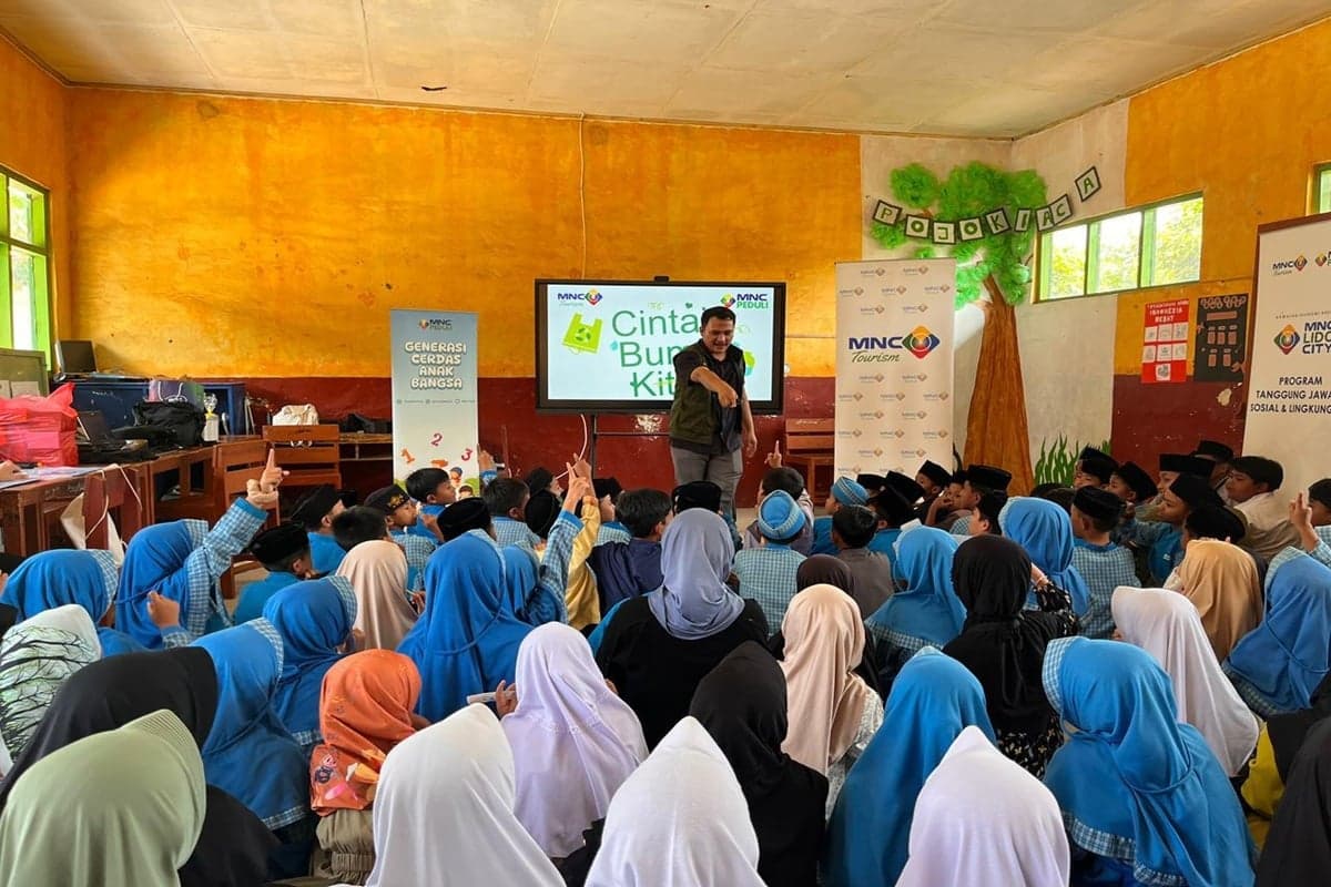 Siswa SDN Cibilik Antusias Ikuti Edukasi Lingkungan oleh MNC Peduli dan MNC Tourism Siswa SDN Cibilik Antusias Ikuti Edukasi Lingkungan oleh MNC Peduli dan MNC Tourism