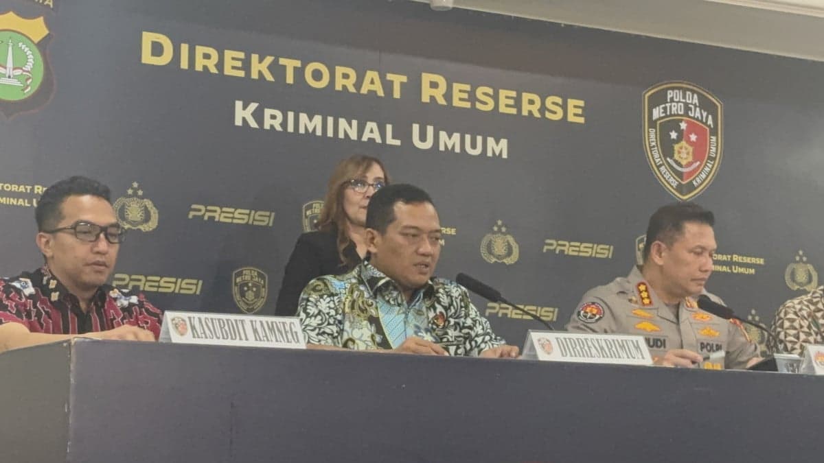 Polda Metro Jaya Hentikan Kasus Ijazah Jokowi dengan Tersangka Rismon Polda Metro Jaya Hentikan Kasus Ijazah Jokowi dengan Tersangka Rismon