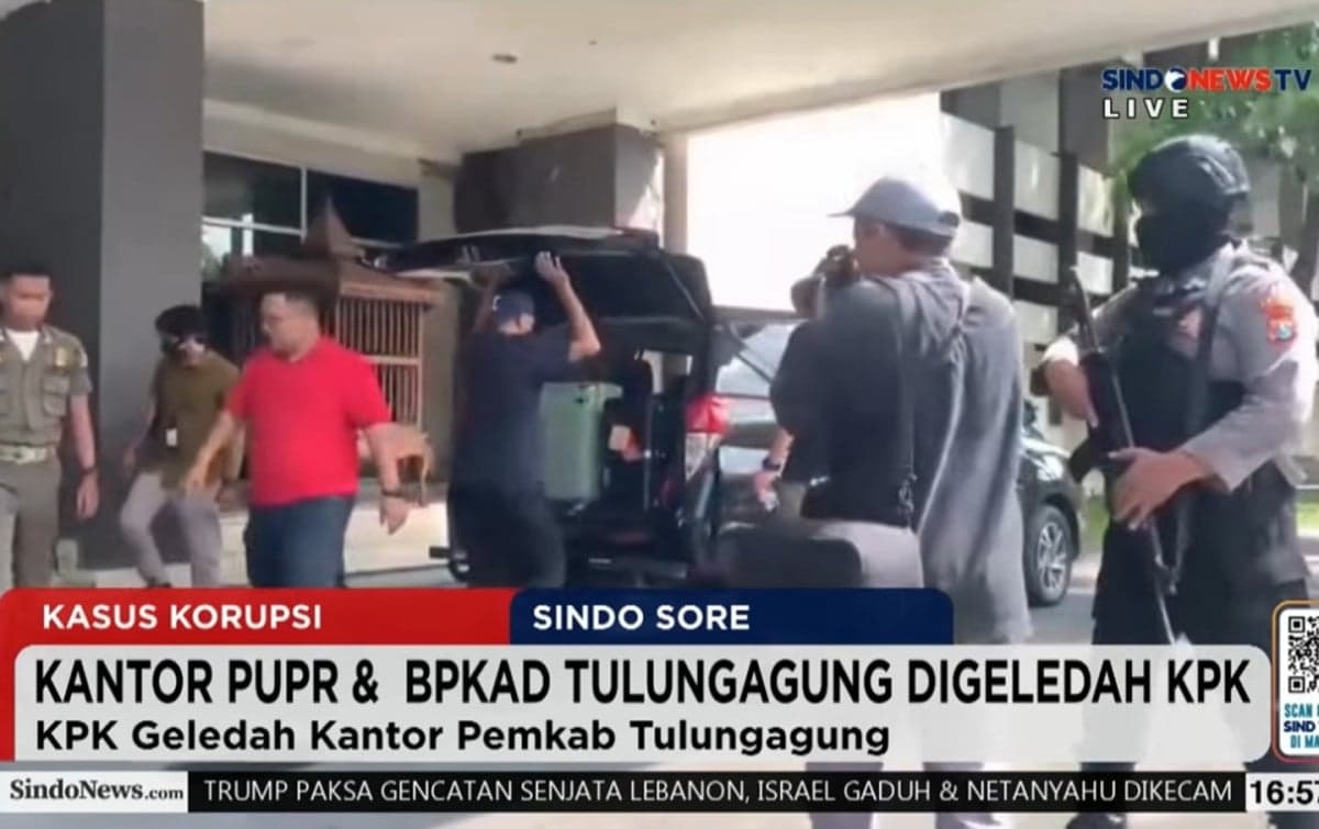 KPK Sita Duit Rp95 Juta hingga Surat Pengunduran Diri OPD terkait Kasus Bupati Tulungagung KPK Sita Duit Rp95 Juta hingga Surat Pengunduran Diri OPD terkait Kasus Bupati Tulungagung
