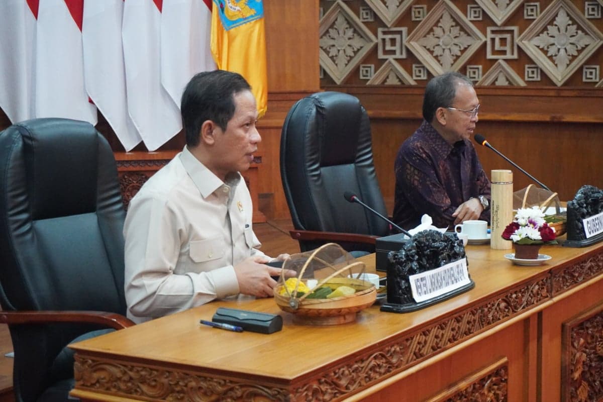 Pemerintah Tegaskan Penghentian Open Dumping dan Percepatan Pemilahan Sampah Pemerintah Tegaskan Penghentian Open Dumping dan Percepatan Pemilahan Sampah