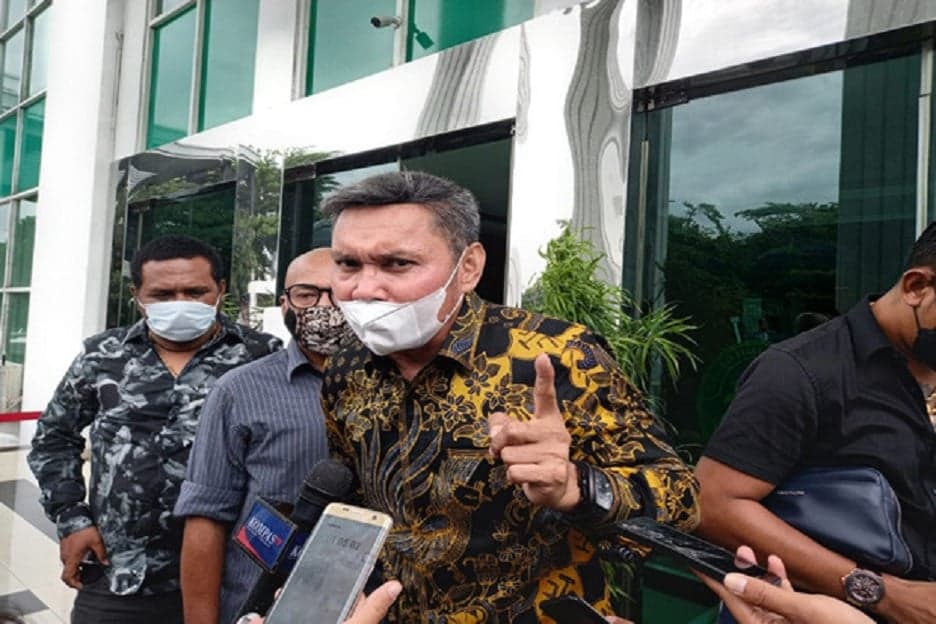 Breaking News! Ketua DPC Golkar Maluku Tenggara Nus Kei Tewas Ditikam di Bandara Breaking News! Ketua DPC Golkar Maluku Tenggara Nus Kei Tewas Ditikam di Bandara