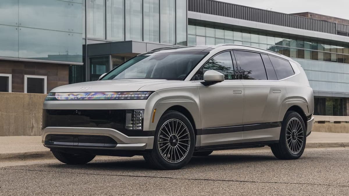 Harga BBM Gila-gilaan, Penjualan Mobil Listrik Hyundai Meroket Harga BBM Gila-gilaan, Penjualan Mobil Listrik Hyundai Meroket