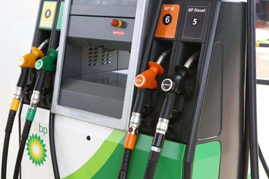 Harga BBM di SPBU Swasta Ikut Naik, Diesel BP-AKR Tembus Rp25.560 per Liter Harga BBM di SPBU Swasta Ikut Naik, Diesel BP-AKR Tembus Rp25.560 per Liter