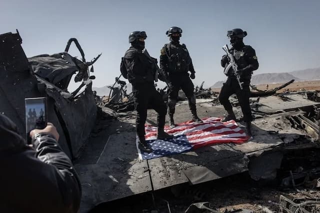 5 Keunggulan Strategi Perang Asimetris Iran yang Mampu Kalahkan AS dan Israel 5 Keunggulan Strategi Perang Asimetris Iran yang Mampu Kalahkan AS dan Israel