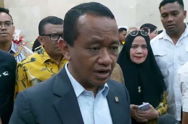 Nus Kei Tewas Ditusuk di Bandara, Bahlil Minta Diusut Tuntas Nus Kei Tewas Ditusuk di Bandara, Bahlil Minta Diusut Tuntas