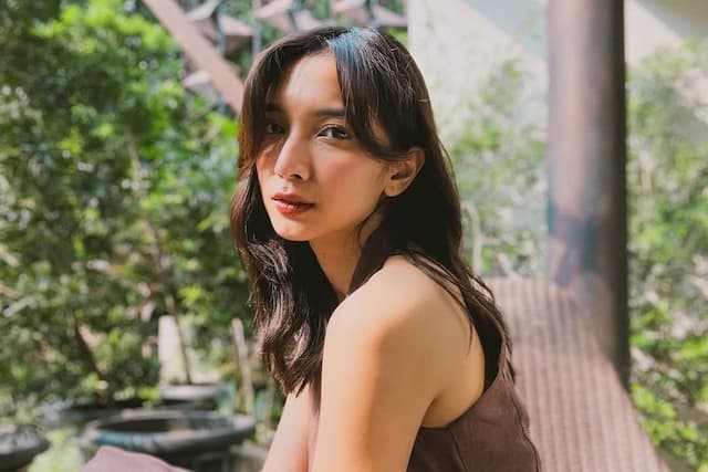 Sheila Dara Mulai Bangkit usai Kepergian Vidi Aldiano, Besbarini: Sudah Bisa Tersenyum Sheila Dara Mulai Bangkit usai Kepergian Vidi Aldiano, Besbarini: Sudah Bisa Tersenyum