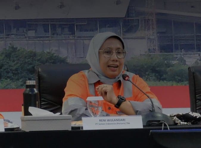 Direktur Operasi SIG Reni Wulandari Ajak Perempuan Tunjukkan Kinerja dan Profesionalisme Direktur Operasi SIG Reni Wulandari Ajak Perempuan Tunjukkan Kinerja dan Profesionalisme