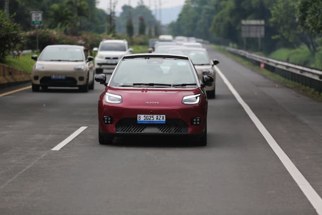 Modal Baterai 500 KM dan Rangka Tulang Naga, Aion UT Pimpin Pasar Hatchback Listrik Modal Baterai 500 KM dan Rangka Tulang Naga, Aion UT Pimpin Pasar Hatchback Listrik