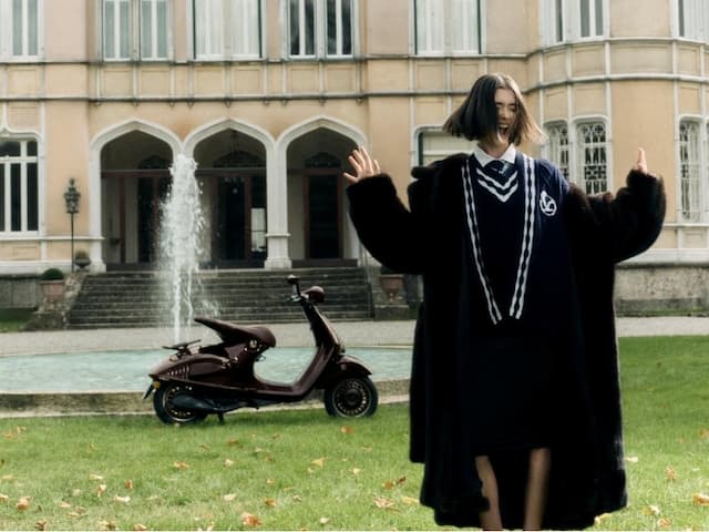 Kuda Besi Rp288 Juta: Membedah Sasis Baja dan Kulit Premium Vespa 946 Kuda Besi Rp288 Juta: Membedah Sasis Baja dan Kulit Premium Vespa 946