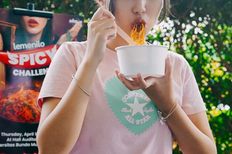 Aktivasi Digital Kreatif, Spicy Challenge Guncang Kampus UBM Aktivasi Digital Kreatif, Spicy Challenge Guncang Kampus UBM