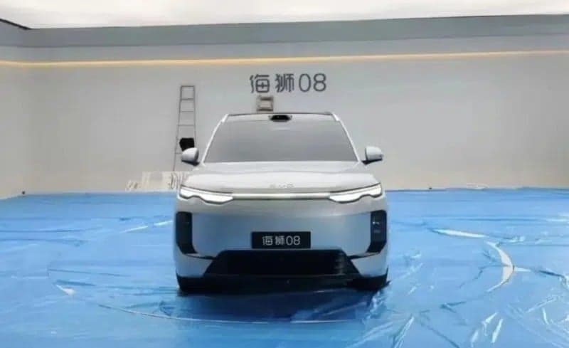 Foto-foto BYD Sealion 08 Bocor Sebelum Diluncurkan di Beijing Auto Show 2026 Foto-foto BYD Sealion 08 Bocor Sebelum Diluncurkan di Beijing Auto Show 2026