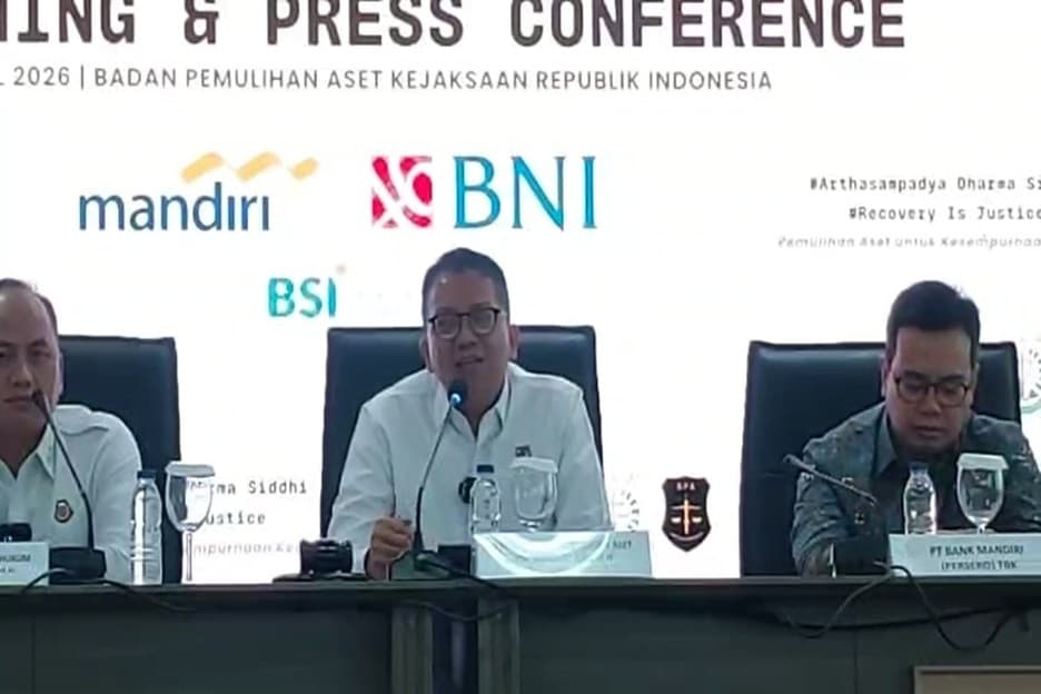 Kejagung Lelang 400 Barang Sitaan dari Koruptor, Ada Perhiasan hingga Mobil Mewah Kejagung Lelang 400 Barang Sitaan dari Koruptor, Ada Perhiasan hingga Mobil Mewah