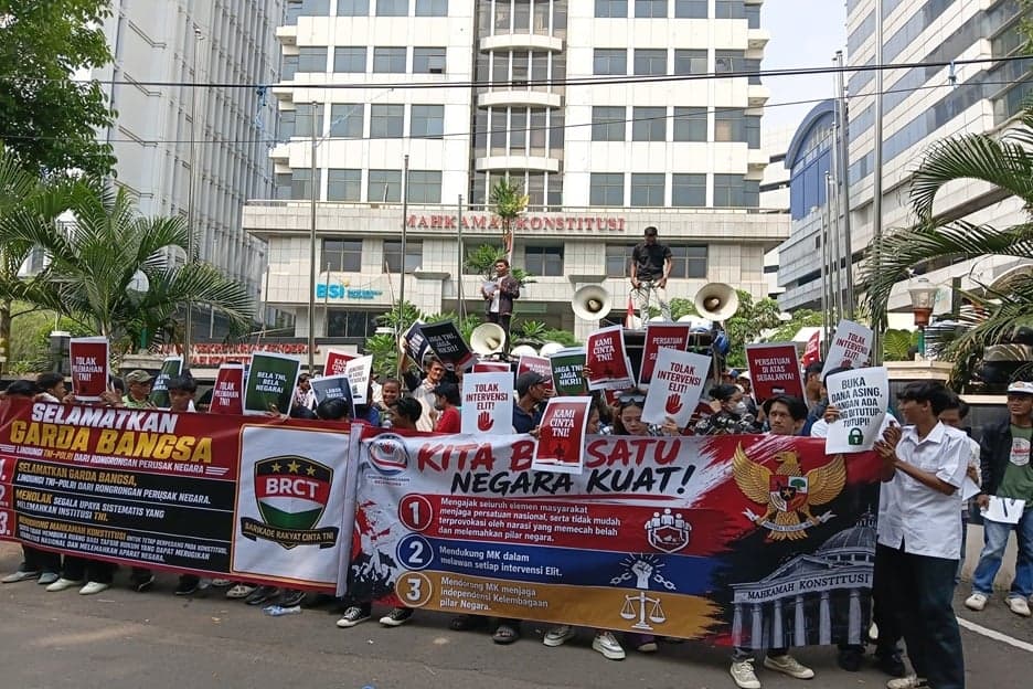 BRCT Sebut Ada Upaya Pelemahan TNI secara Sistematis dan Terstruktur BRCT Sebut Ada Upaya Pelemahan TNI secara Sistematis dan Terstruktur