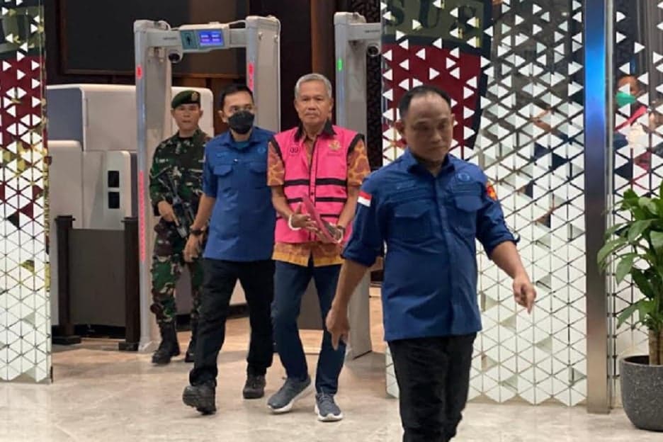 Kejagung Tetapkan Tiga Tersangka Baru Kasus Tambang Ilegal PT AKT di Murung Raya Kejagung Tetapkan Tiga Tersangka Baru Kasus Tambang Ilegal PT AKT di Murung Raya