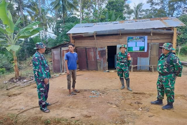 TMMD di Sarolangun Jambi Sulap Rumah Reyot Jadi Layak Huni TMMD di Sarolangun Jambi Sulap Rumah Reyot Jadi Layak Huni