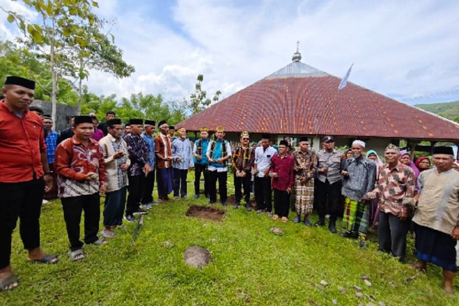 Pembangunan Masjid Nurlaila Naga di Manggarai Barat Perkuat Spiritual Masyarakat Pembangunan Masjid Nurlaila Naga di Manggarai Barat Perkuat Spiritual Masyarakat