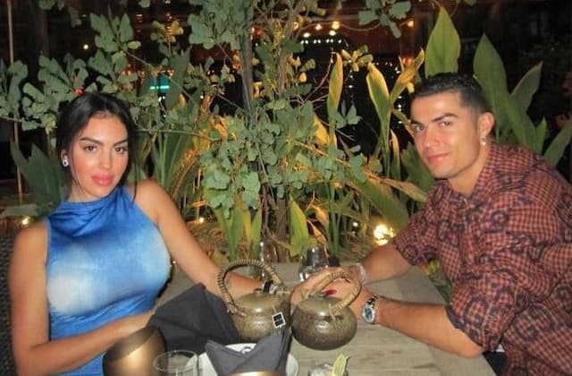 Bocoran Orang Dalam: Pola Hidup Sehat Ronaldo Tak Pernah Menyentuh Susu Bocoran Orang Dalam: Pola Hidup Sehat Ronaldo Tak Pernah Menyentuh Susu