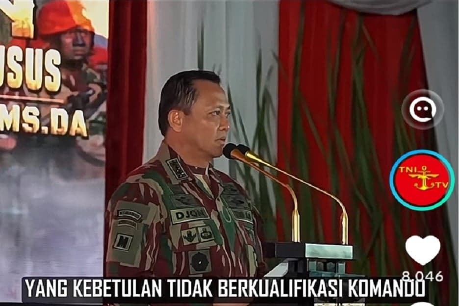 Pangkopassus Larang Prajurit TNI AD Tak Berkualifikasi Komando Pakai Baret Merah Pangkopassus Larang Prajurit TNI AD Tak Berkualifikasi Komando Pakai Baret Merah