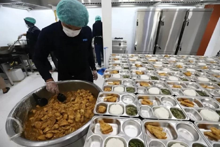 MBG Dongkrak Kepuasan Publik, Pengamat: Perketat Tata Kelola dan Pengawasan MBG Dongkrak Kepuasan Publik, Pengamat: Perketat Tata Kelola dan Pengawasan