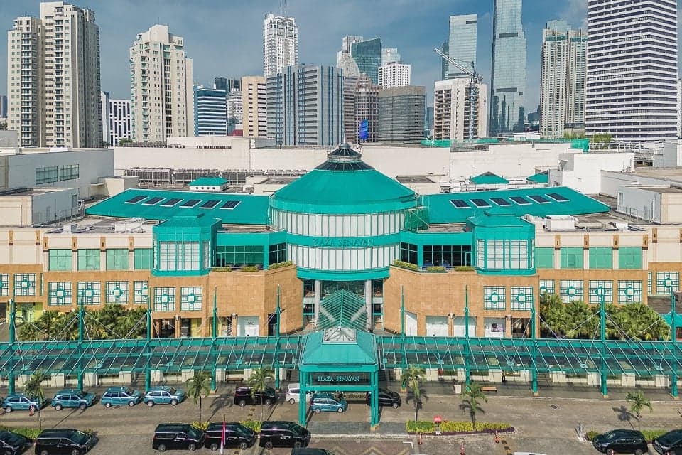 Konser Spektakuler dan Drone Show Rayakan Puncak Tiga Dekade Plaza Senayan Konser Spektakuler dan Drone Show Rayakan Puncak Tiga Dekade Plaza Senayan