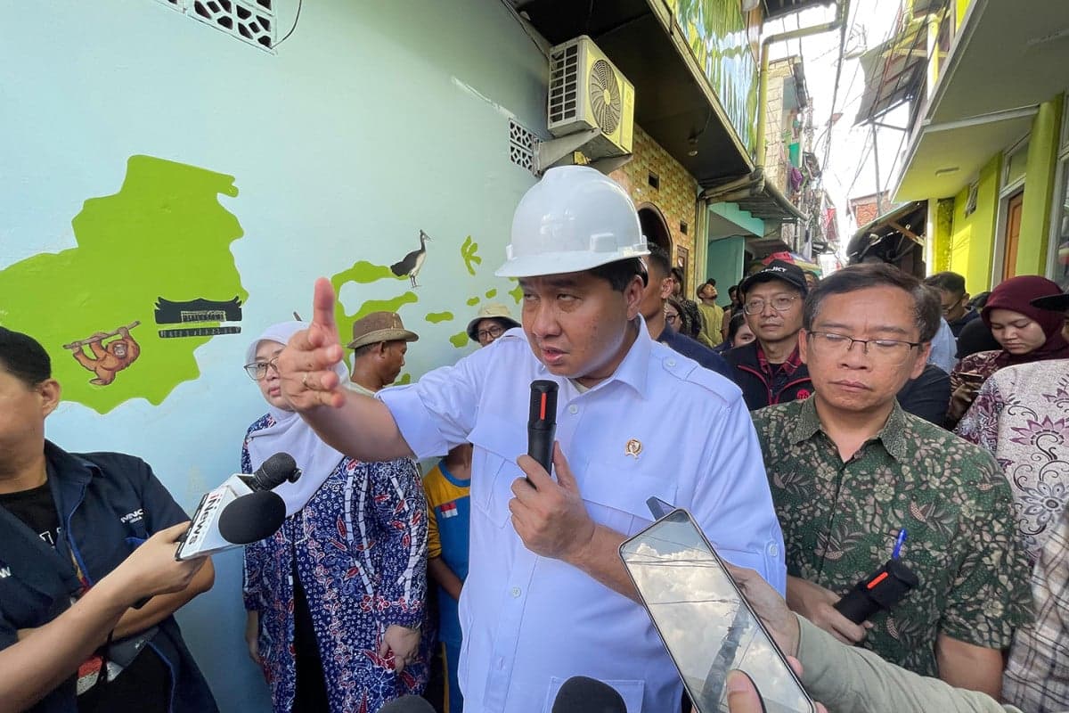 Hercules Cs Gugat KAI Soal Sengketa Lahan di Tanah Abang, Menteri Ara Respons Santai Hercules Cs Gugat KAI Soal Sengketa Lahan di Tanah Abang, Menteri Ara Respons Santai