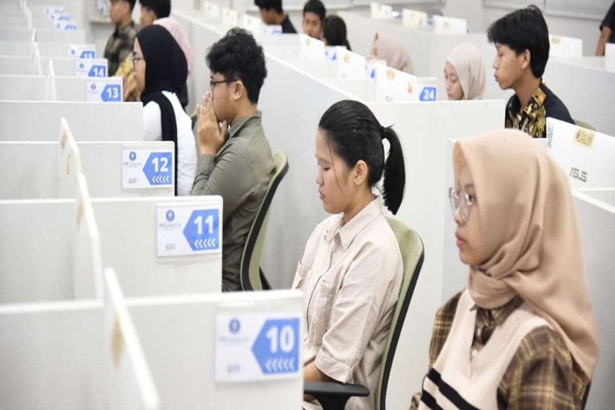 UTBK 2O26 Peserta Kedokteran Dijadwalkan di Hari Awal Jadi Strategi Cegah Joki UTBK 2O26 Peserta Kedokteran Dijadwalkan di Hari Awal Jadi Strategi Cegah Joki