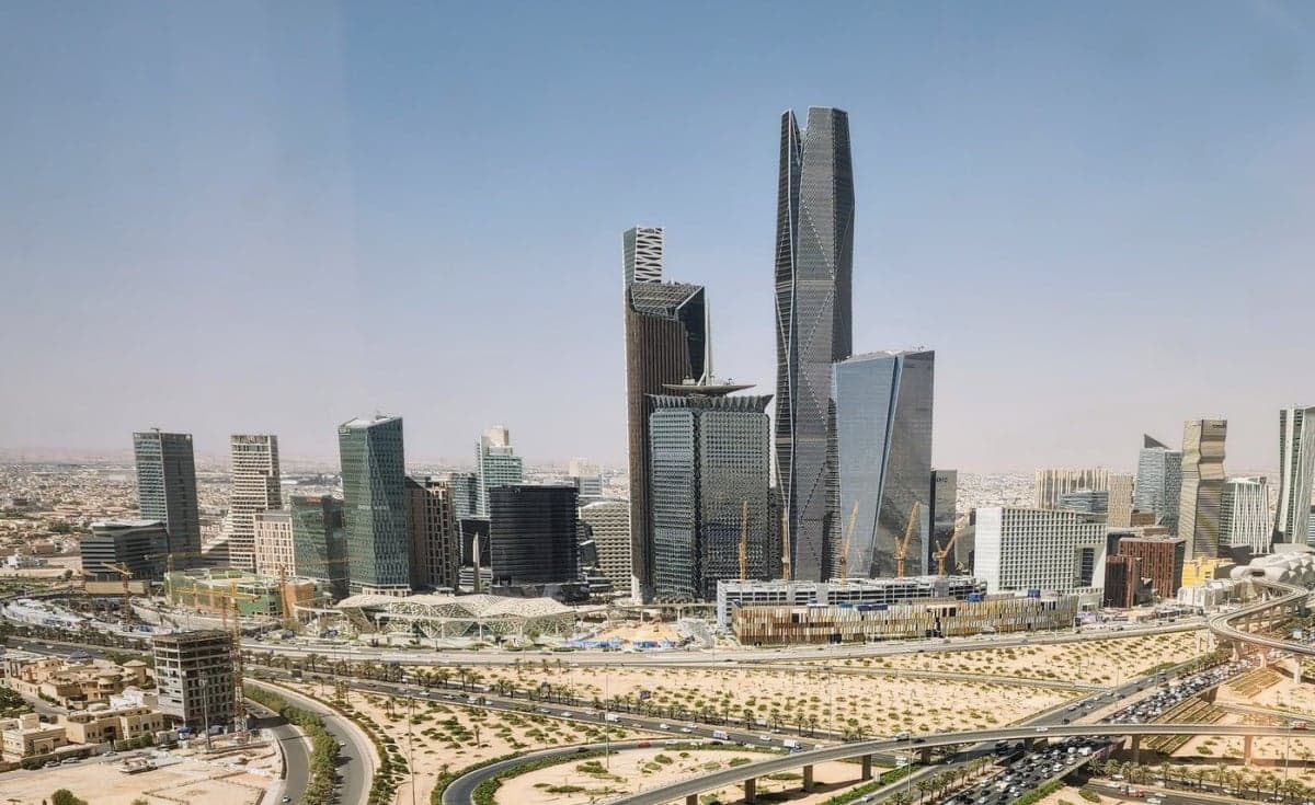 Meskipun Diganggu Perang Iran, Ini 4 Kemajuan Nyata Visi 2030 Arab Saudi Meskipun Diganggu Perang Iran, Ini 4 Kemajuan Nyata Visi 2030 Arab Saudi