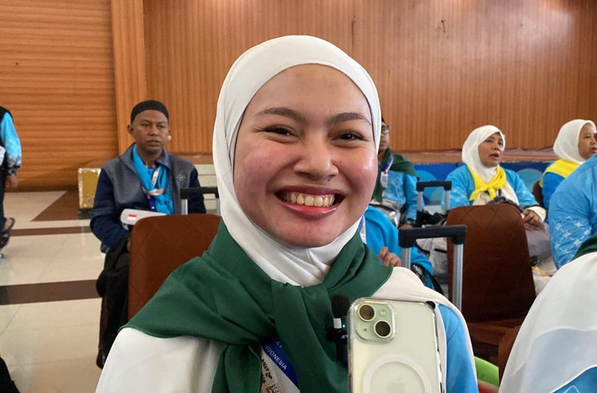 Gantikan Almarhum Ayah, Jemaah Asal Jaktim Berangkat dengan Niat Badal Haji Gantikan Almarhum Ayah, Jemaah Asal Jaktim Berangkat dengan Niat Badal Haji