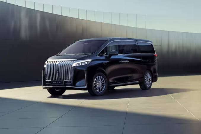 Toyota Alphard Kedatangan Lagi Musuh Baru dari China dengan Tampilan Mewah Toyota Alphard Kedatangan Lagi Musuh Baru dari China dengan Tampilan Mewah