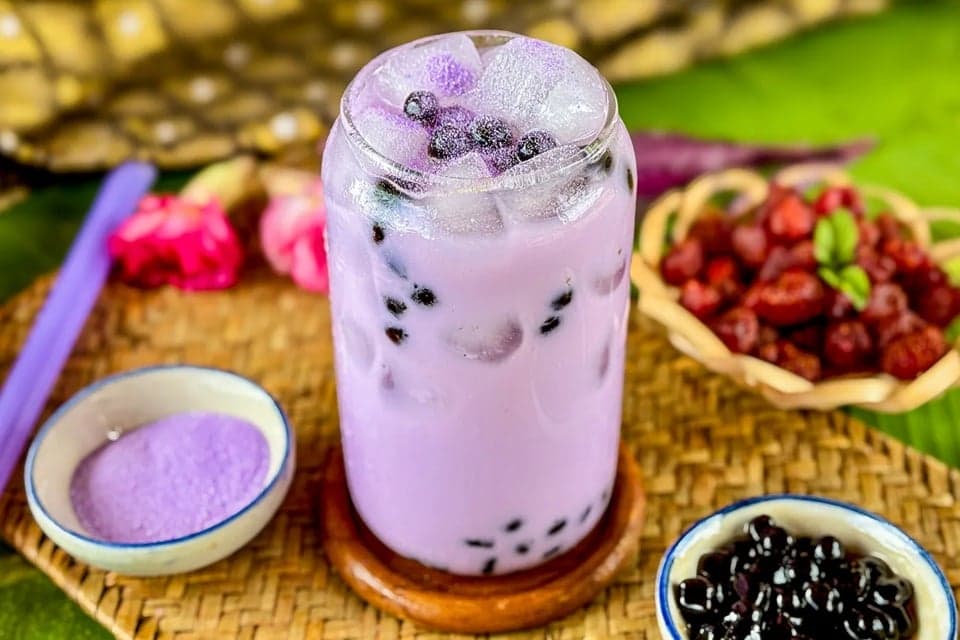 Budi Gunadi Sadikin Ungkap Bahaya Boba: 1 Porsi Setara 150 Kalori dan 10 Gram Gula Budi Gunadi Sadikin Ungkap Bahaya Boba: 1 Porsi Setara 150 Kalori dan 10 Gram Gula