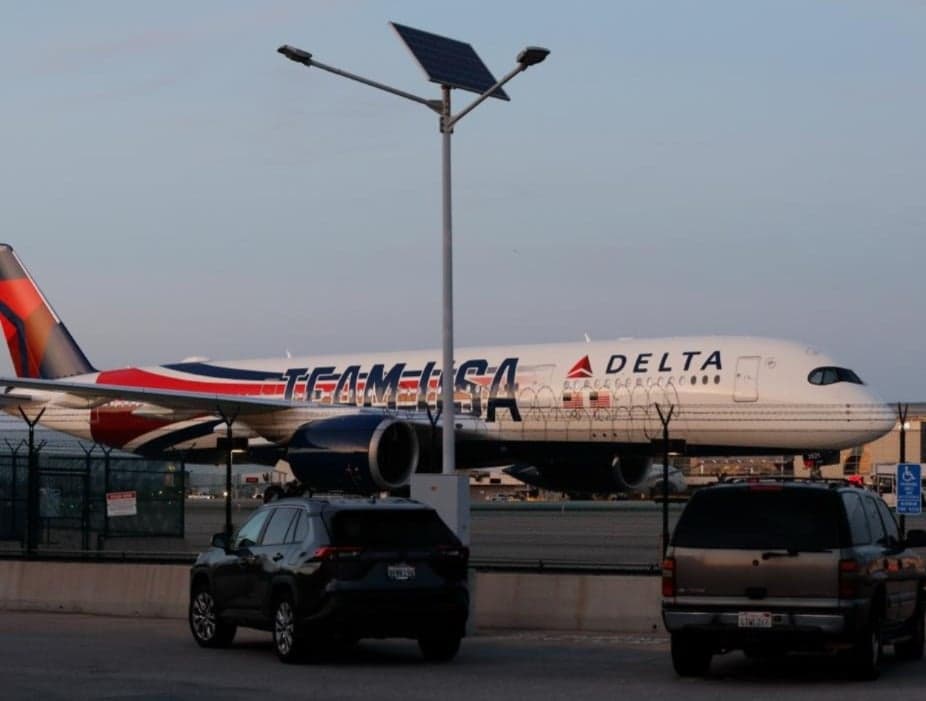 Krisis Avtur Hantam California, Penerbangan Mulai Banyak Dibatalkan Krisis Avtur Hantam California, Penerbangan Mulai Banyak Dibatalkan