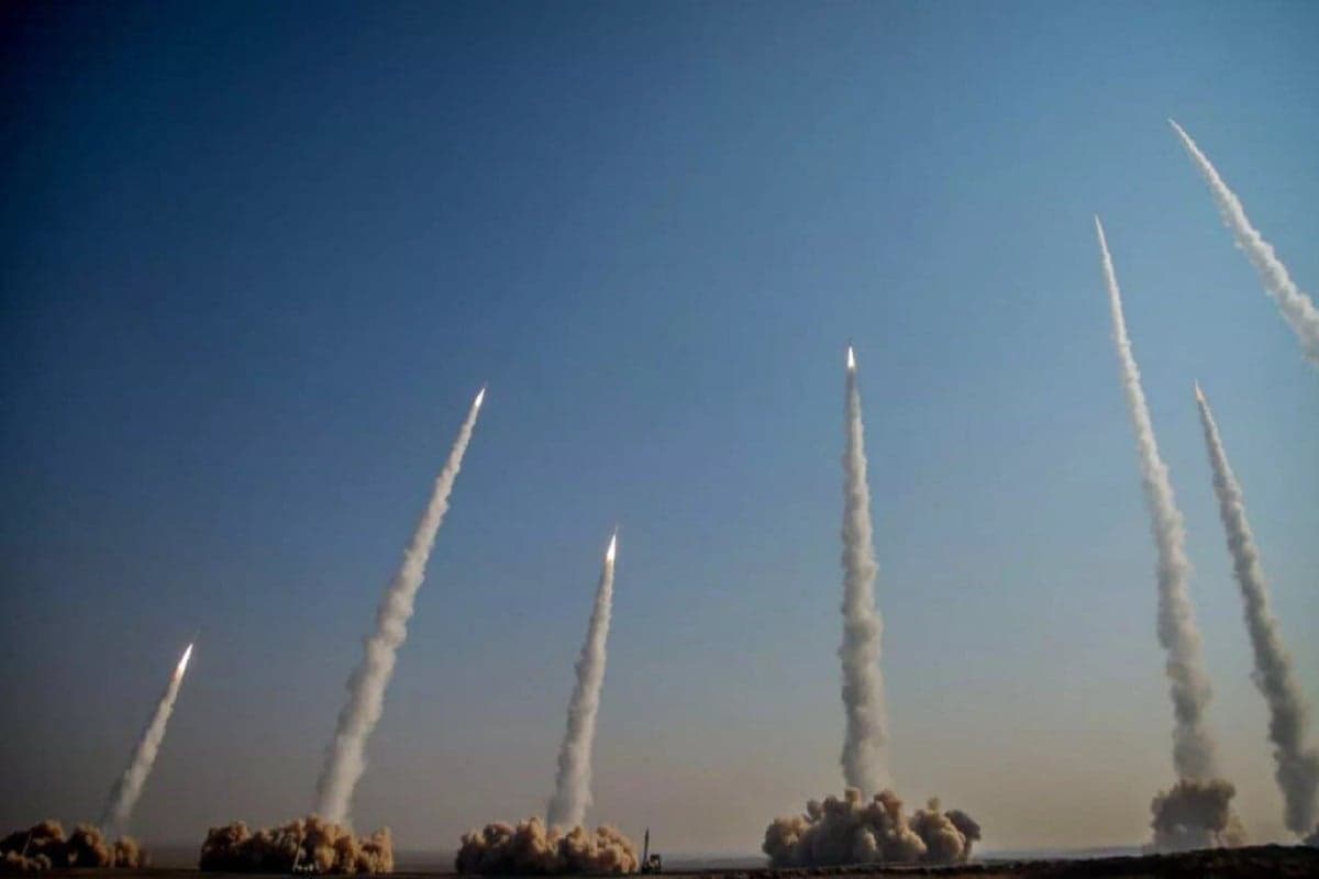 Iran Belum Kerahkan Sebagian Besar Kemampuan Rudalnya dalam Perang Melawan AS-Israel Iran Belum Kerahkan Sebagian Besar Kemampuan Rudalnya dalam Perang Melawan AS-Israel