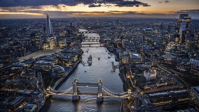 Perang Iran Belum Ada Sinyal Berakhir, Ketegangan Ekonomi dan Politik Terus Memanas di Eropa Perang Iran Belum Ada Sinyal Berakhir, Ketegangan Ekonomi dan Politik Terus Memanas di Eropa