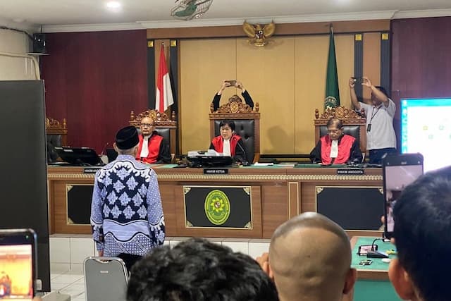 Majelis Hakim Nyatakan Raudi Akmal Tak Terlibat dalam Perkara Hibah Pariwisata Sleman Majelis Hakim Nyatakan Raudi Akmal Tak Terlibat dalam Perkara Hibah Pariwisata Sleman