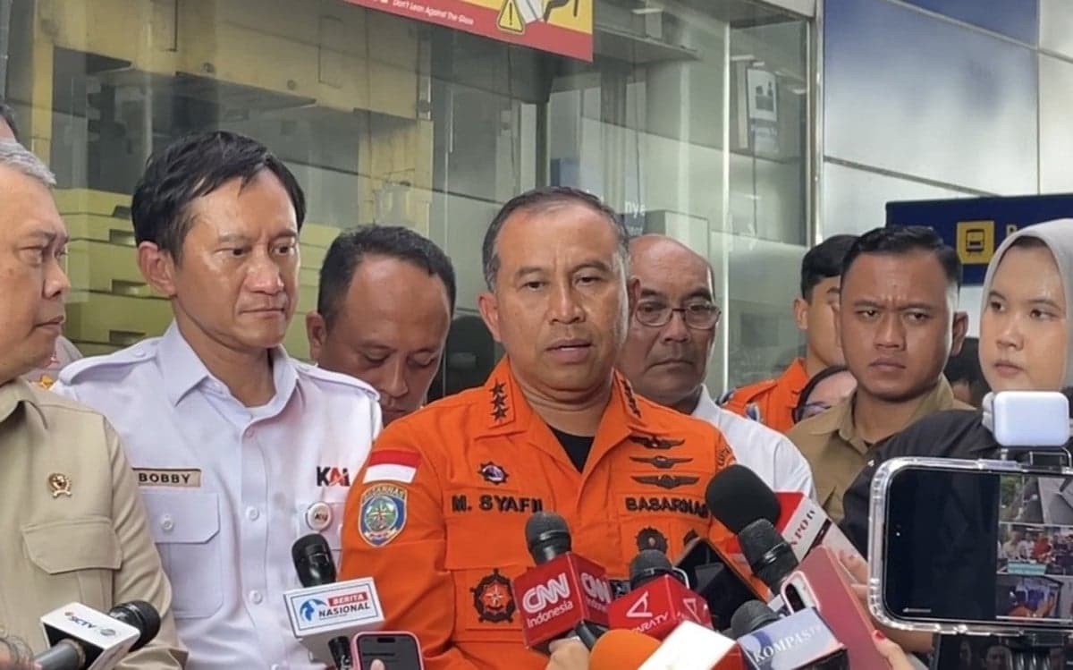 Basarnas Pastikan Semua Korban Kecelakaan Kereta di Stasiun Bekasi Timur Perempuan Basarnas Pastikan Semua Korban Kecelakaan Kereta di Stasiun Bekasi Timur Perempuan