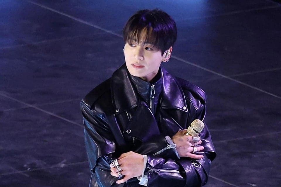 Jungkook BTS Minta Maaf usai Suara Bermasalah saat Konser di Amerika Serikat Jungkook BTS Minta Maaf usai Suara Bermasalah saat Konser di Amerika Serikat